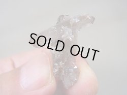 画像2: マラウイ産エジリン＆水晶原石（貫入り） 2.6g