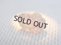 画像2: ケニア産カラーチェンジガーネット原石（アレキタイプ） 4.1カラット