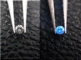 天然ホワイトカラーダイヤモンド（蛍光ブルー）・ルース 0.02カラット