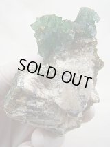 ナミビア・オコルス鉱山産フローライト（グリーン）/水晶/曹長石/マイカ原石 136.3g