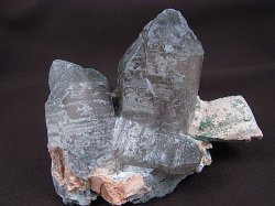 画像1: 山東省産グリーン＆スモーキー水晶（水亜鉛銅鉱/斜長石付き） 408.0g