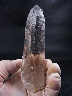 画像2: スカルドゥ産クリアテッシンハビット水晶ポイント 240.5g