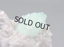 画像2: インド・マハラシュトラ州産ミントグリーンアポフィライト＆スティルバイト原石 53.3g