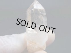 画像1: ベトナム・ムーカンチャイ産ウォータークリア水晶ポイント 21.7g