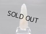 水晶峠バッタリ鉱山産角閃石入りレーザー型水晶 3.2g