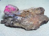 メキシコ・オハエラ鉱山産フローライト原石（赤色蛍光） 73.5g