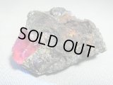 メキシコ・オハエラ鉱山産フローライト原石（赤色蛍光） 147.5g