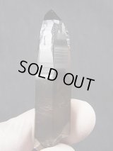 マラウイ・ムランジェ産クリアスモーキー水晶 22.7g