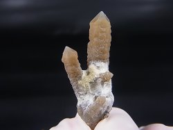 画像2: 内モンゴル産角閃石/ヘデンベルガイト入り水晶原石（ツイン/トラピチェ） 2.5g