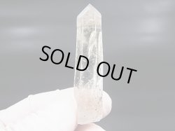 画像1: 内モンゴル産インクルージョン入りクリア水晶原石 15.1g