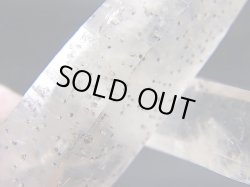 画像2: 内モンゴル産インクルージョン入りクリア水晶原石（貫入り水晶付き） 47.2g