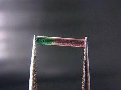 画像1: ブラジル産バイカラートルマリン（ピンク/グリーン）柱状結晶 0.3カラット