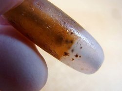 画像2: 「黒白」（黒朱砂入り）現代天珠 直径約11.5×38.5mm