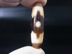 画像1: 「三眼」現代天珠 直径約11×38.5mm