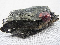 画像1: スウェーデン・ダーラナ産ガーネット原石 40.9g