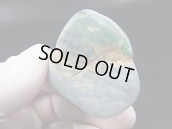 画像2: 糸魚川青海川金山谷産グリーンひすい原石 28.0g