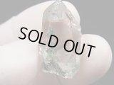 インド・マニハール産ウォータークリア水晶（クローライト入り） 6.1g