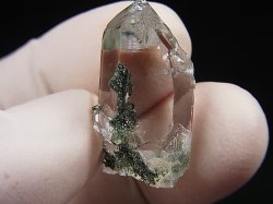画像1: インド・マニハール産ウォータークリア水晶（クローライト入り） 6.1g