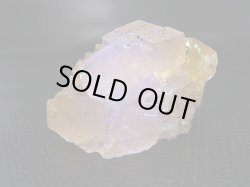 画像2: スペイン・アストゥリアス産イエローフローライト原石（パイライト付き） 46.8g