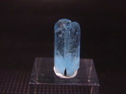 画像1: ジェムグレード宝石需要品質：ベトナム産アクアマリン柱状結晶原石（ブラックトルマリン付き） 6.1カラット
