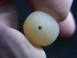 画像2: 和田玉（ホータンぎょく）「羊脂白玉」オリジナルビーズ 約14×13.5×12.5mm