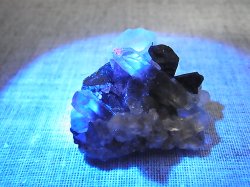 画像2: ナミビア・エロンゴ産フローライト＆ショール＆水晶原石 16.7g