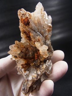 画像1: キャビネットサイズ：尾平鉱山産クローライト入り水晶（連晶） 226.2g