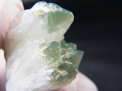 画像2: 荒川鉱山産緑水晶（連晶） 22.6g