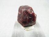 フィンランド・ヘルシンキ産アルマンディンガーネット原石 16.5g