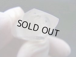画像2: マダガスカル産ホーランダイトインキャンドルクオーツ（錐面研磨） 7.2g