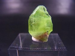 画像1: パキスタン・ナダール産ペリドット原石 17.5カラット
