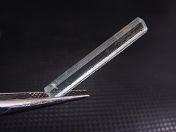 画像2: ロシア・ザバイカル産ゴシェナイト柱状結晶原石 3.0カラット