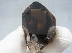 画像1: ベトナム・タインホア産スモーキー水晶ポイント 17.1g