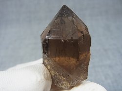 画像1: ベトナム・タインホア産スモーキー水晶ポイント 28.2g