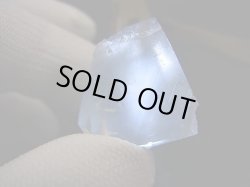 画像2: フランス・ピュイドドーム産フローライト原石 25.4g