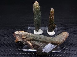 画像1: 柿野鉱山産緑水晶（ヘデンベルガイト/緑閃石入りインターフェレンス型） 3点セット トータル 20.6g
