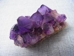 画像2: コンゴ産カラーシフト/ディープカラーアメジストクラスター 91.5g