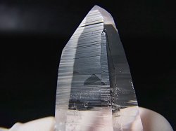 画像2: ペーニャブランカ産コロンビアン・レムリアンシード水晶ポイント 18.0g