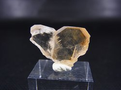 画像2: 奈留島産日本式双晶（ハート型） 1.3g