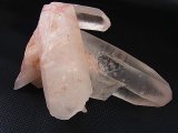 キャビネットサイズ：マダガスカル産ピンク水晶 546.3g