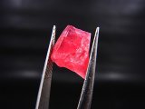 ジェム品質：ブラジル産ヴィヴィッドレッドロードナイト結晶 4.0カラット