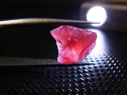 画像2: ジェム品質：ブラジル産ヴィヴィッドレッドロードナイト結晶 4.0カラット