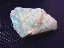 画像1: スウェーデン産アマゾナイト原石 32.4g