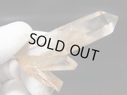 画像1: スウェーデン産ライトシトリン水晶原石（連晶） 37.4g