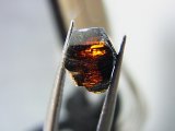 ノルウェー産アナテース原石結晶（レッド透過） 0.5g