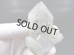 画像1: 南アフリカ・メッシーナ鉱山産エピドート着きファントム水晶 55.9g