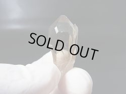 画像2: 南アフリカ・オレンジリバー産シトリンカラースモーキー水晶（ウインドウ/タイムリンクフューチャー＆パスト） 6.8g