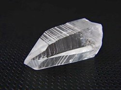 画像2: ペーニャブランカ産コロンビアン・レムリアンシード水晶ポイント 7.4g