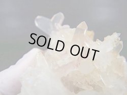 画像2: メキシコ産日本式双晶水晶クラスター（V字型/ハート型） 92.9g