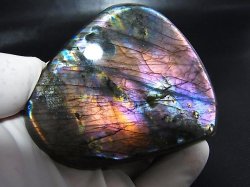 画像2: マダガスカル産ラブラドライト研磨原石（パープルピンク＆ブルー） 272.6g